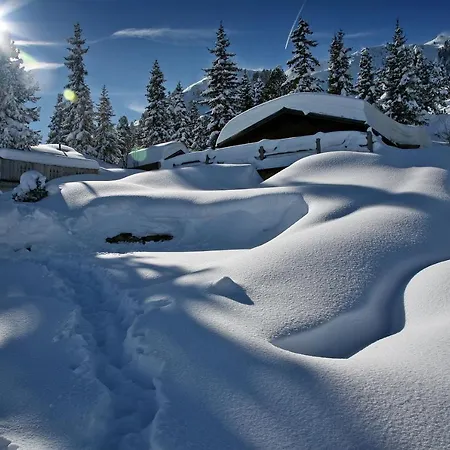 阿尔派别墅公寓 公寓 *